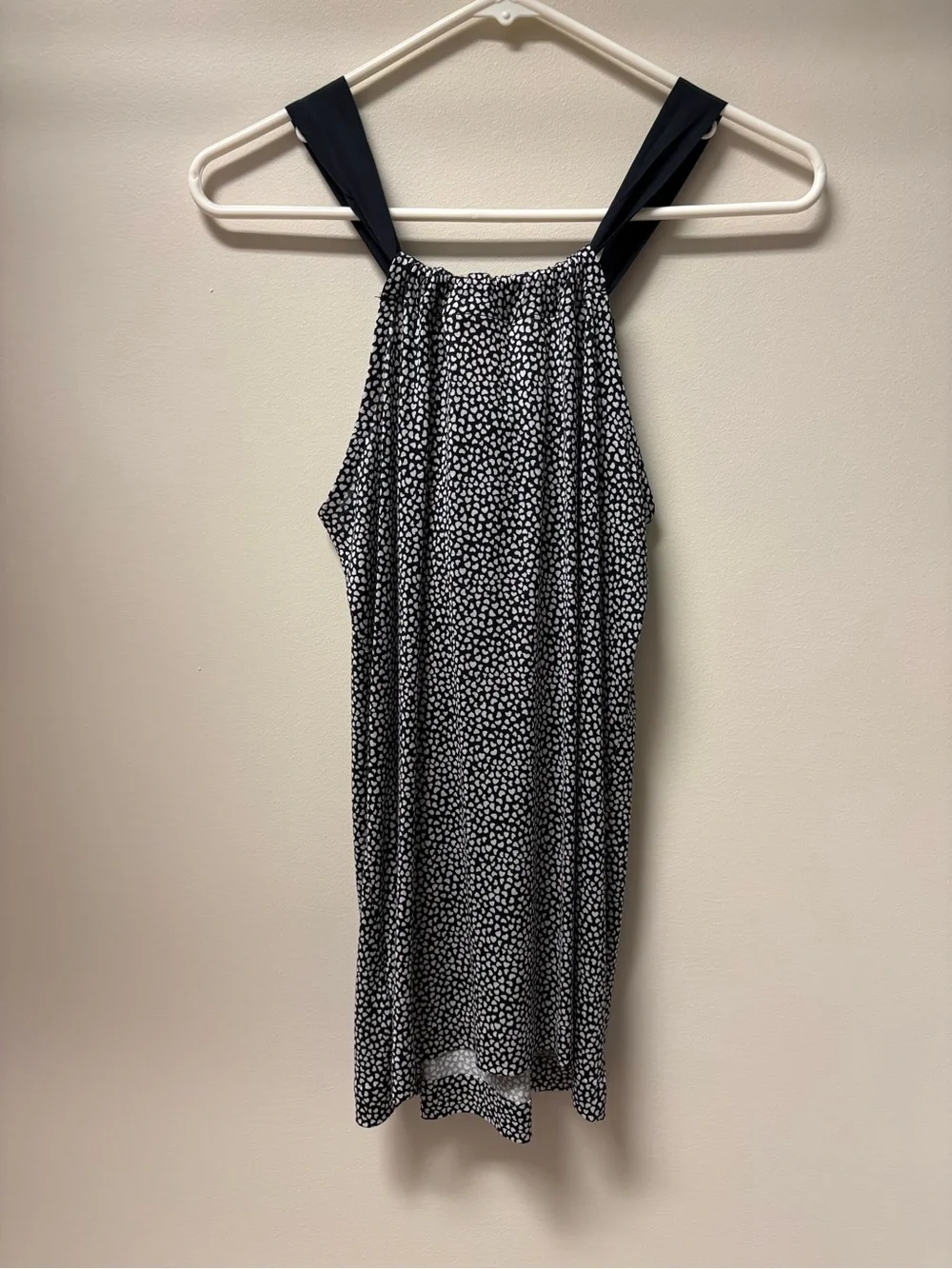 EUC Tory Burch Navy and White Heart Print Tie-Neck Tank Top, size XS